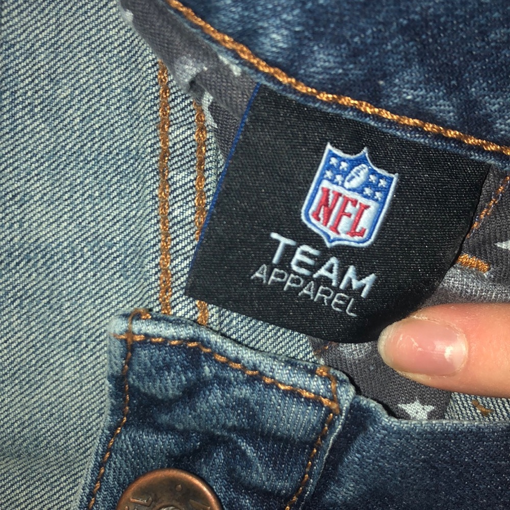 Jeans - Picture 3 of 5